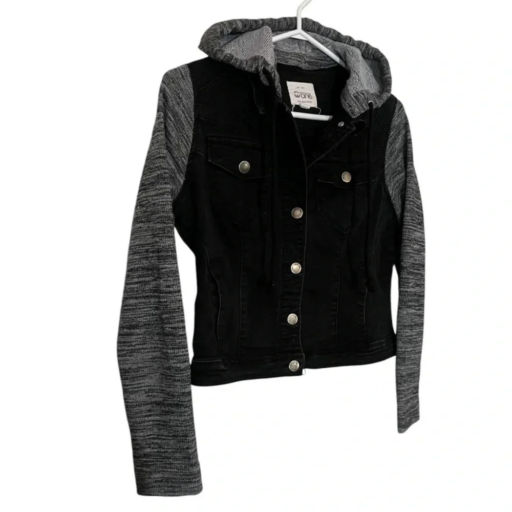 Ladies Jacket - Picture 4 of 11